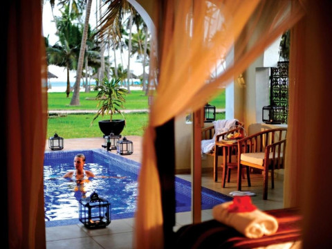 EMERALD DREAM OF ZANZIBAR, Mahonda