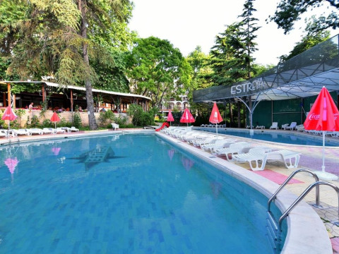 ESTREYA PALACE AND RESIDENCE 