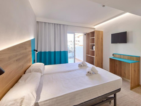 Ahoi! Urban Beach Hotel