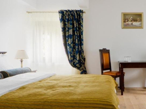 Vila Leonida