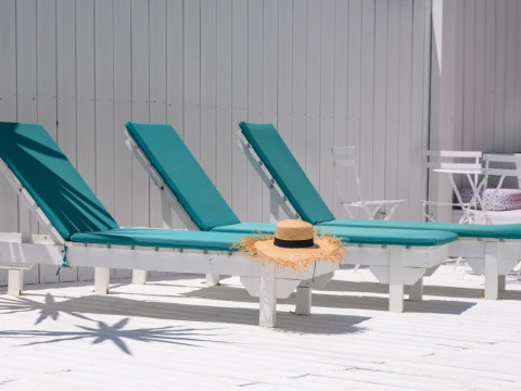 Azure Mare Hotel