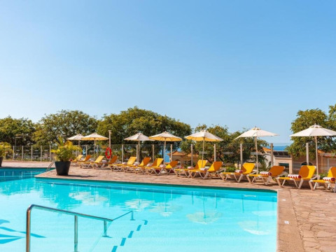 MUTHU RAGA MADEIRA HOTEL