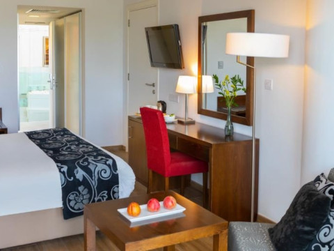 Crystal Springs Beach Hotel