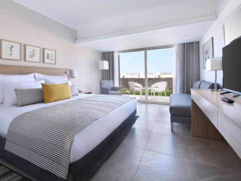 IBEROTEL COSTA MARES