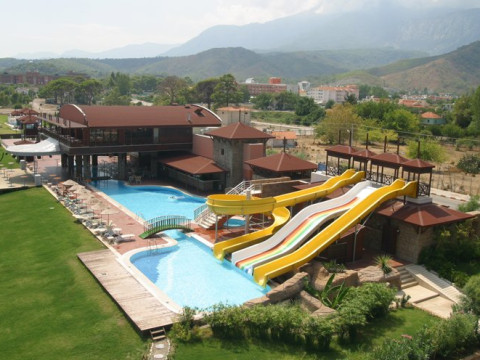 ARMAS LABADA HOTEL