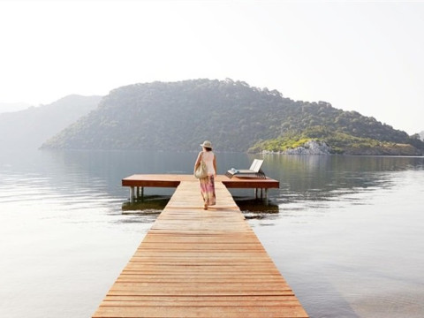 ORKA LOTUS BEACH