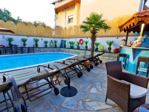 Pavlidis Hotel