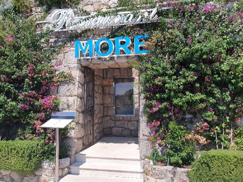 Hotel More (Dubrovnik)