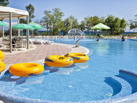 HOTEL CLEOPATRA