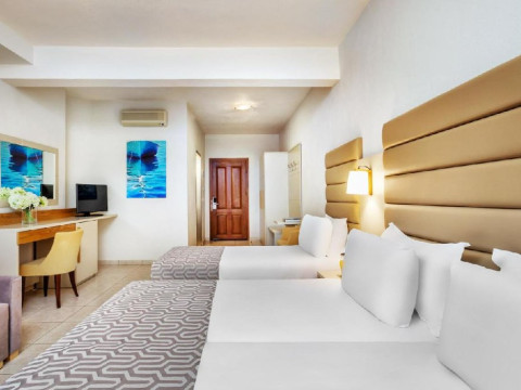 Poseidon Palace Hotel