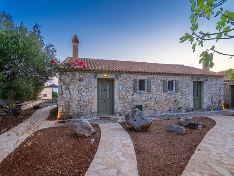 Aloni Cottages