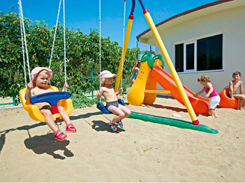 FEBEACH SIDE