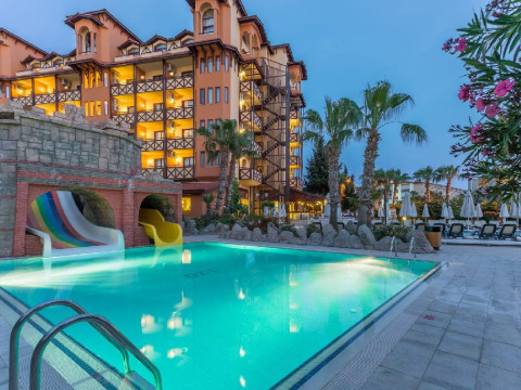 VILLA SIDE HOTEL