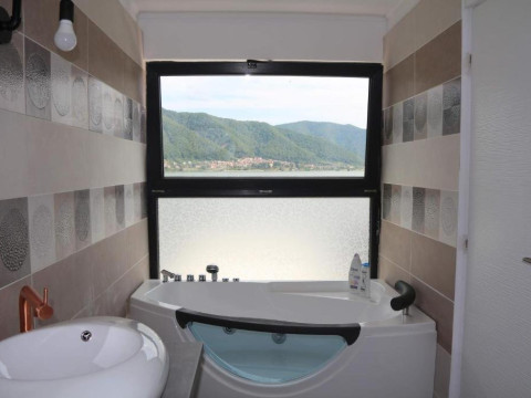 NOAH river house