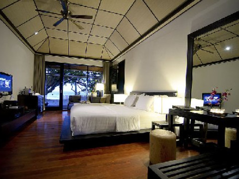Lily Beach Resort Spa Maldives