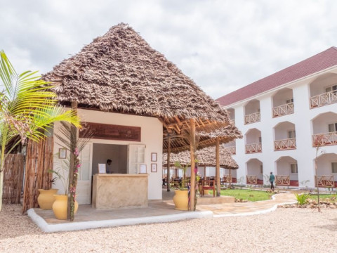 AHG Sun Bay Mlilile Beach Hotel