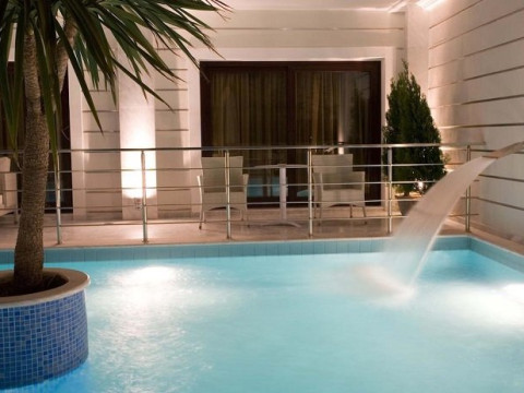 Royal Palace Resort & Spa