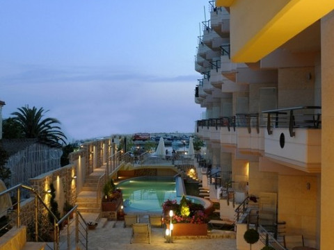 Imperial Hotel (Nea Skioni)