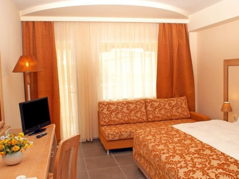 Alexandros Palace Hotel (Ouranoupolis, Athos)