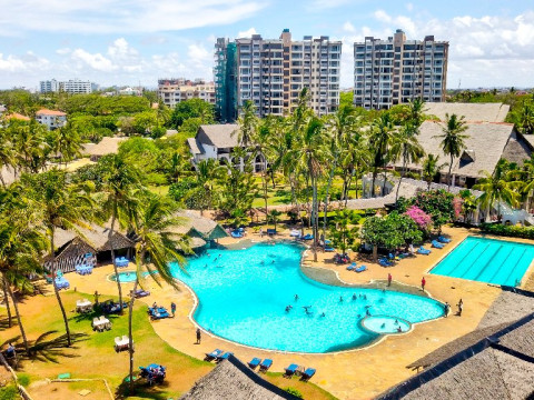 Reef Hotel