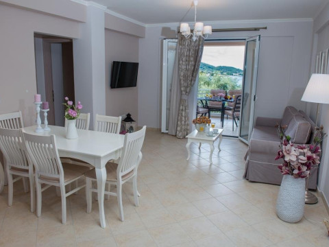 Elodia Suites (Nikiana - Nidri Area)
