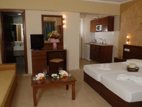 Sacallis Inn Beach