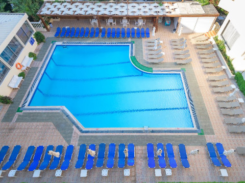 Island Resorts Marisol (fost Lomeniz)