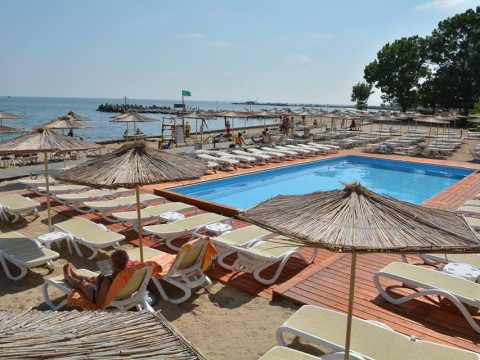 ROYAL GRAND HOTEL AND SPA