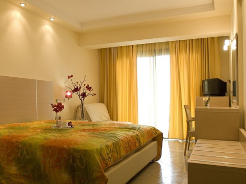 Imperial Hotel (Nea Skioni)