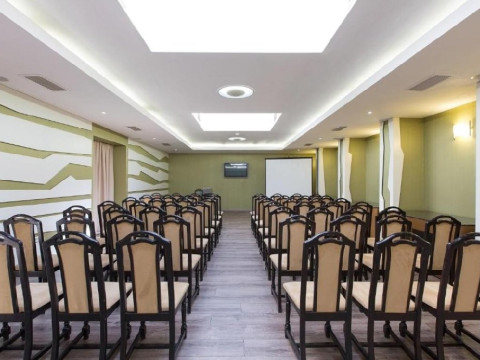 Hotel Ramada by Wyndham Iasi City Centre