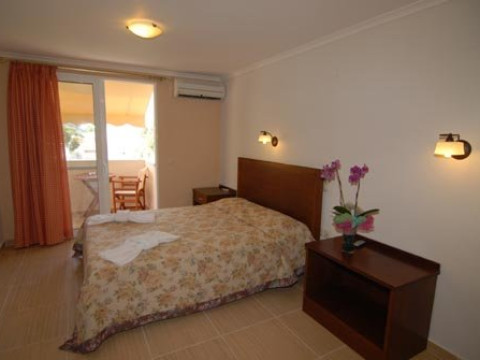 EVA BEACH HOTEL