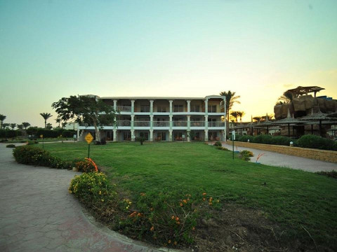 Sea Beach Aqua Park Resort 