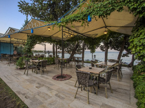 INCEKUM SU HOTEL