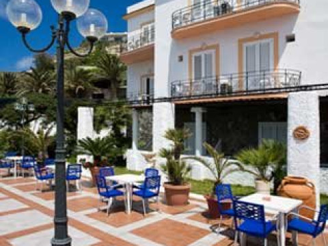 Hotel Riva Del Sole