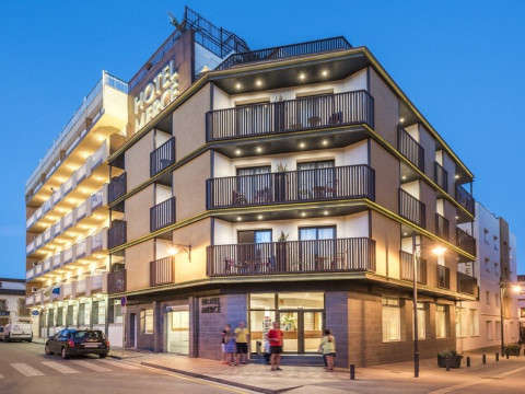 MERCE HOTEL (Pineda de Mar)