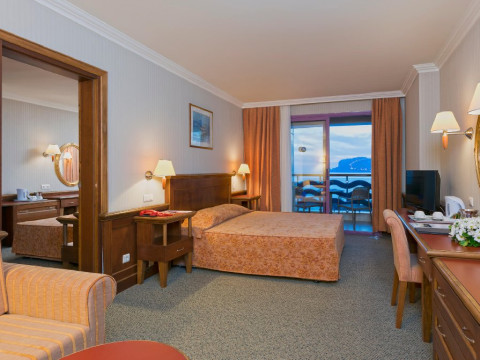 GRAND KAPTAN HOTEL