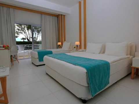 LABRANDA TMT BODRUM RESORT (Icmeler)