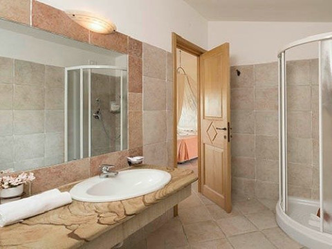 Marinedda Thalasso and SPA - fara transfer