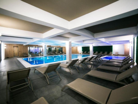 SAILORS BEACH CLUB