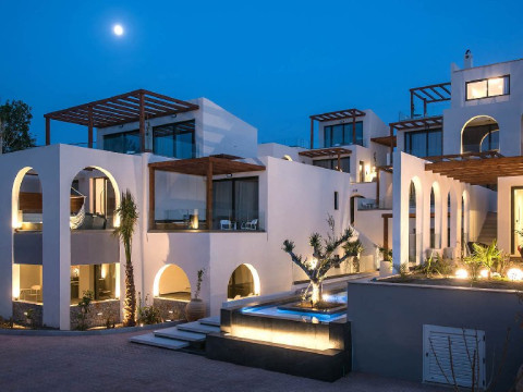 VAYA SUITES OMILOS HOTELS 