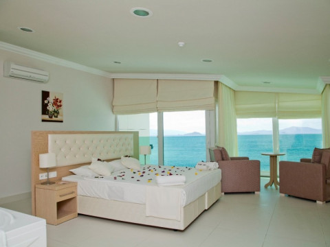DRAGUT POINT NORTH HOTEL (Turgutreis)