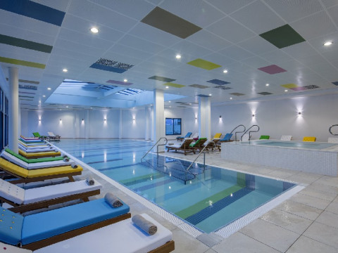 MIRAGE PARK RESORT