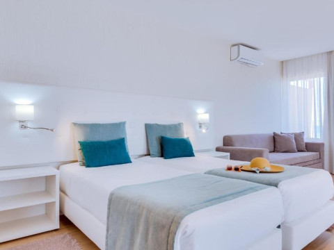 AURAMAR BEACH RESORT