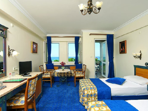Club Yali Resort