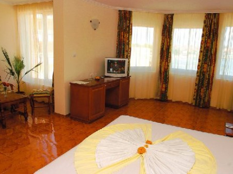VILLA LIST HOTEL