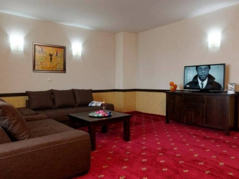 TRINITY RESIDENCE HOTEL