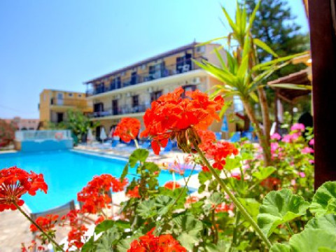 Two Brothers Studios (Kalamaki) recomandat 3*