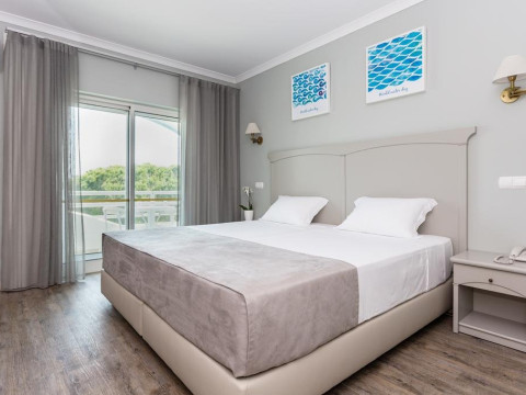 Velamar Boutique