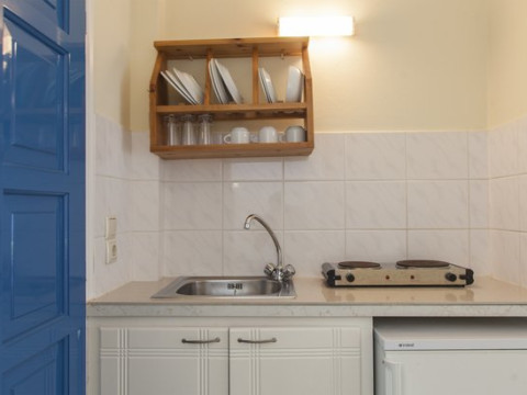 Thanasis Studios (Lygia)