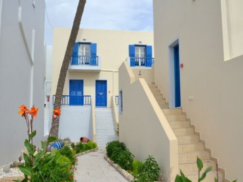Finikas Studios - Adamas (Milos)
